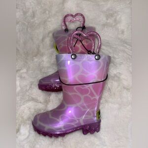 Light Up Girls NWTS Rubber LIGHT UP galoshes, rubber rain boots NEW 💕 Rain boots